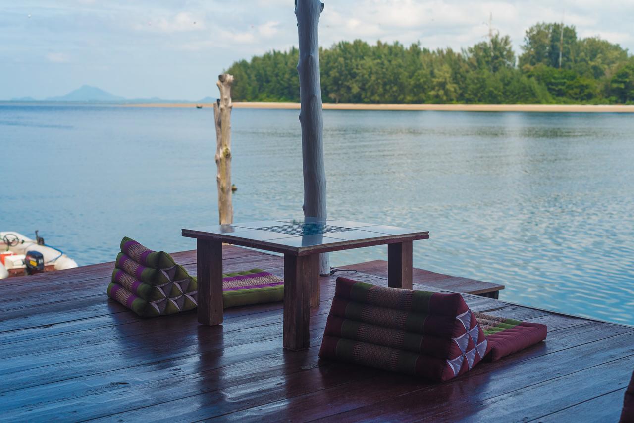 Sincere Hostel Bar And Bistro Koh Lanta Luaran gambar