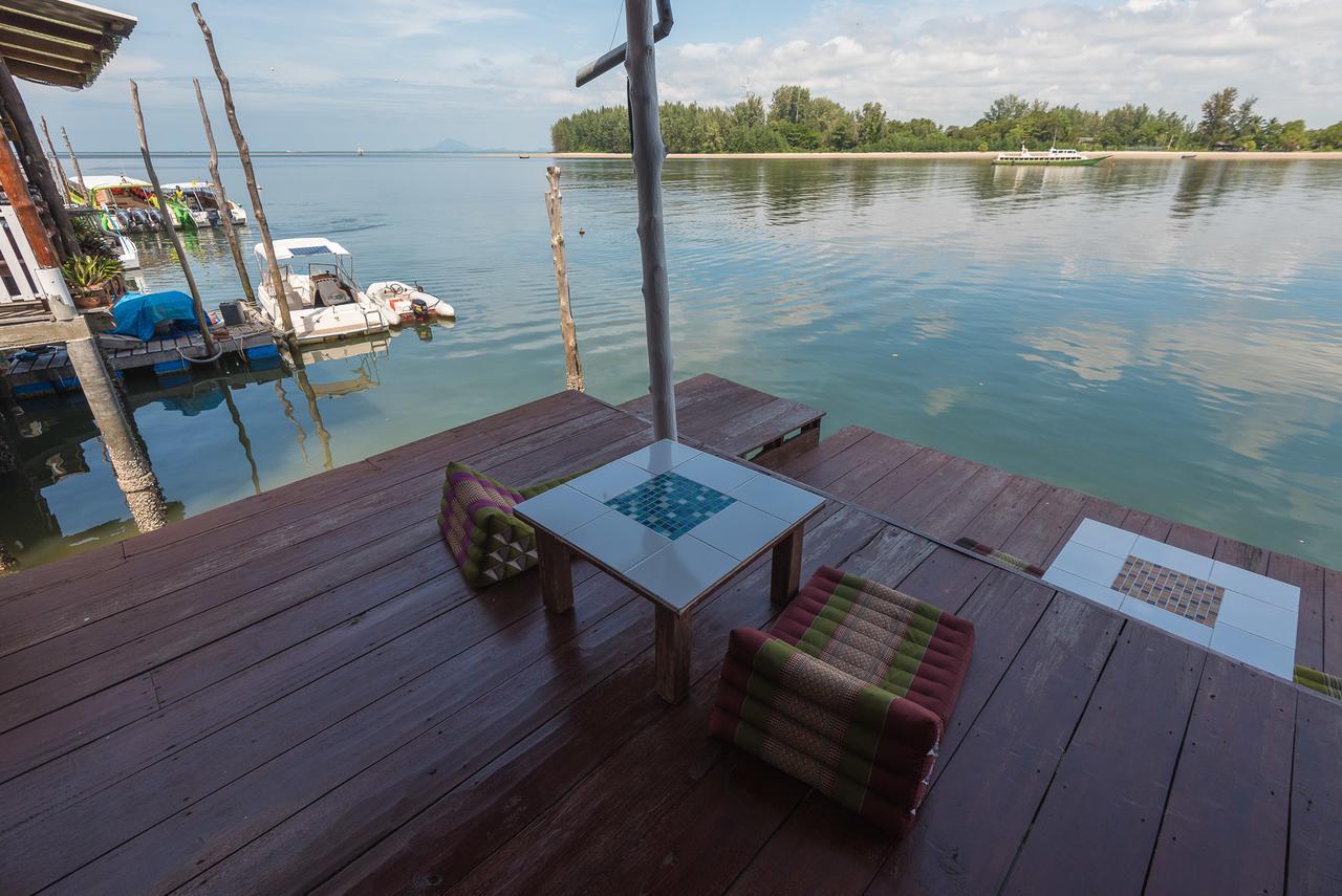 Sincere Hostel Bar And Bistro Koh Lanta Luaran gambar