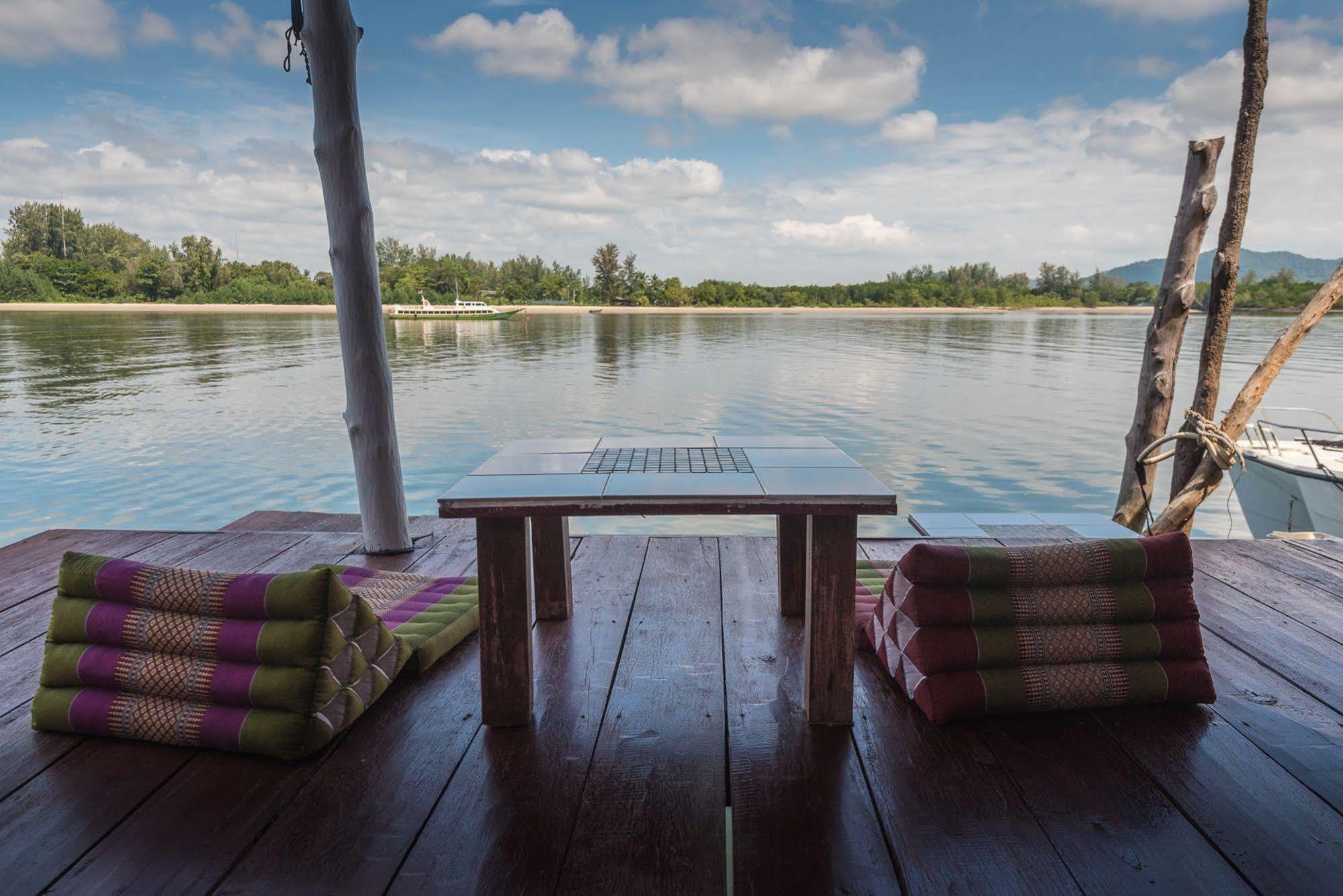 Sincere Hostel Bar And Bistro Koh Lanta Luaran gambar